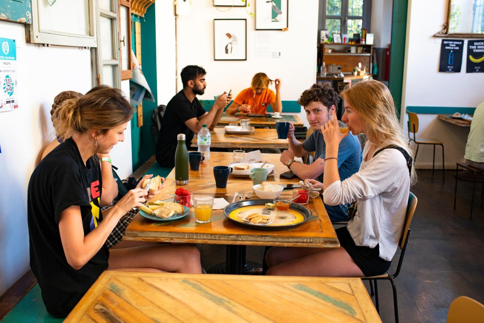 Madama Hostel & Bistrot มิลาน ภายนอก รูปภาพ